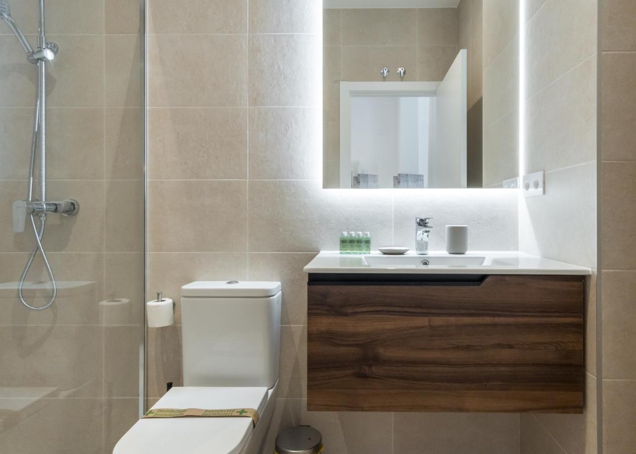 Modern And Bright- 2 Bd 2 Bth - Center Apartman Madrid Kültér fotó