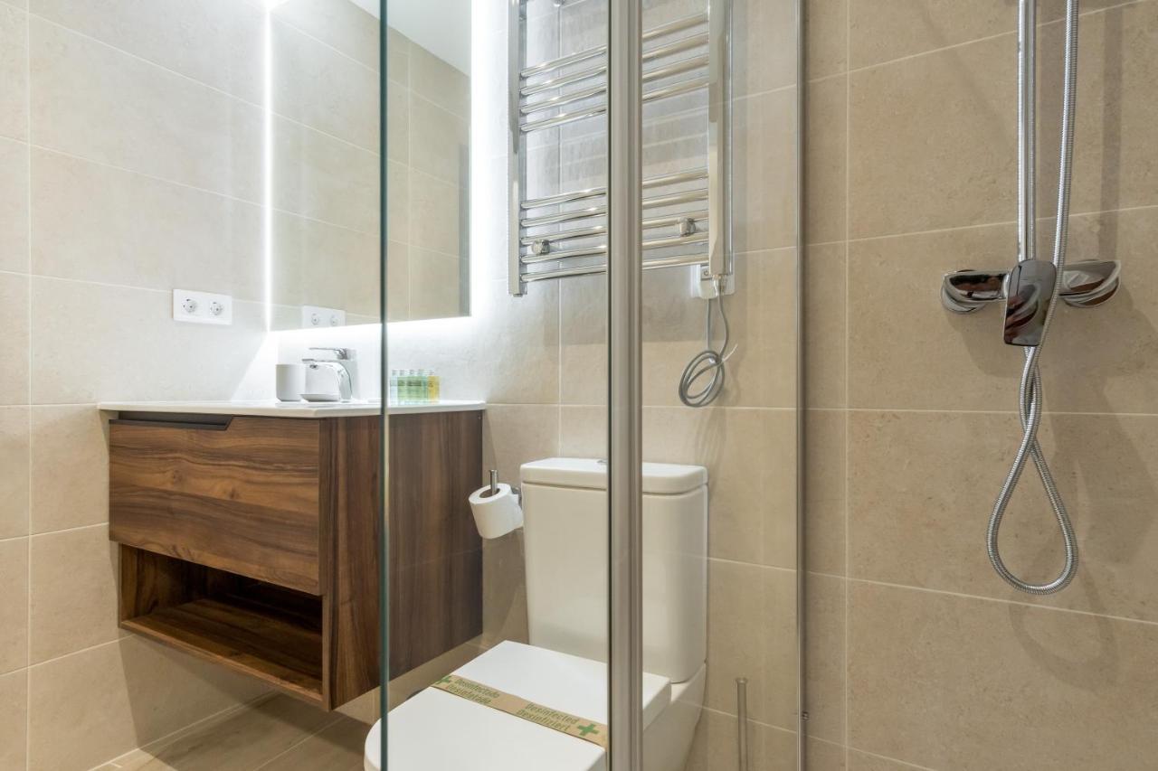 Modern And Bright- 2 Bd 2 Bth - Center Apartman Madrid Kültér fotó